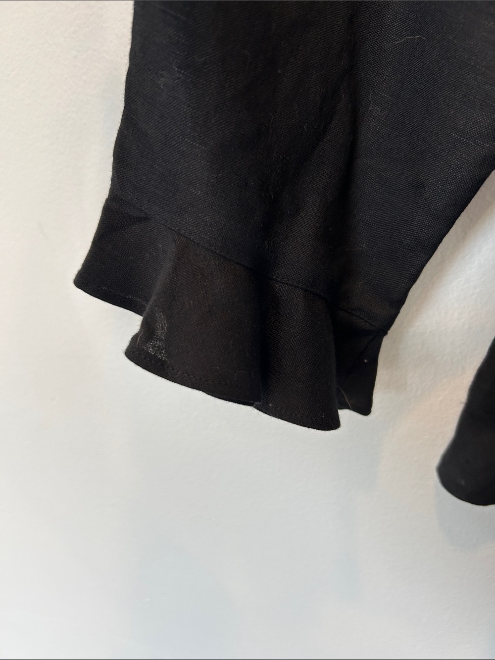 Black Ruffle-Hem Button-Down Blouse - Picture 3 of 6